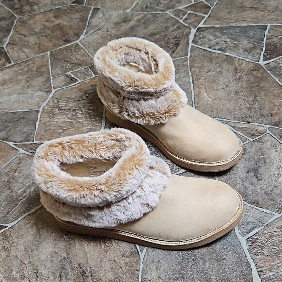 New in Box Bebe Nayelli Fur Ankle Booties in Sand Sz 7 - Picture 4 of 14